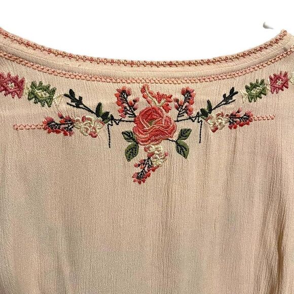 NO BRAND- Women’s Blush Pink Boho Blouse with Embroidered Florals, Size Large - Picture 6 of 8